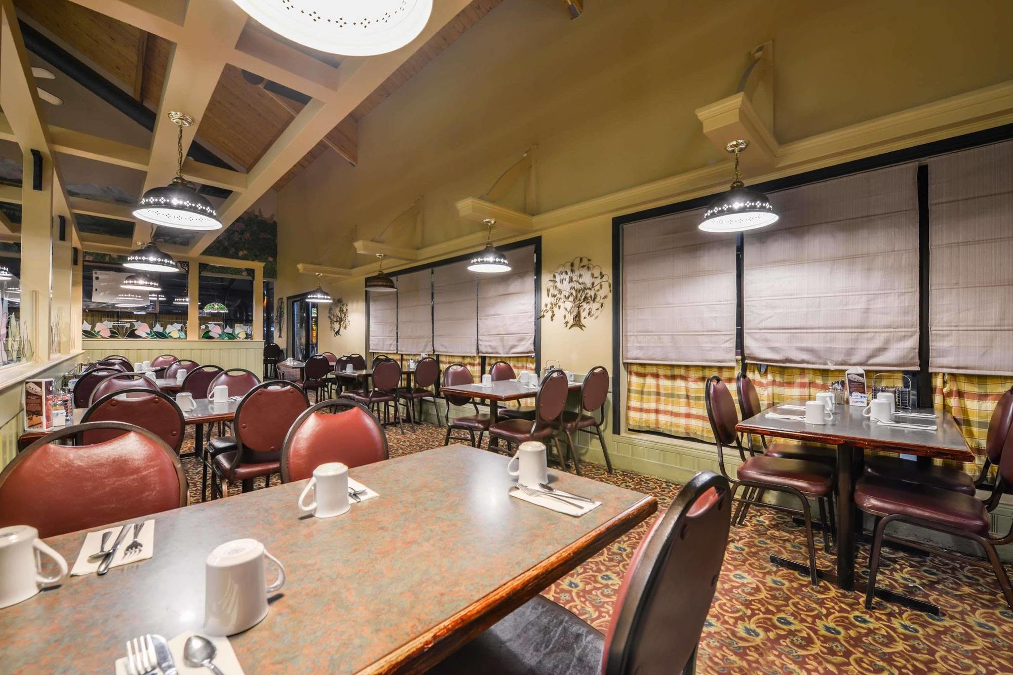 Canadas Best Value Inn Whitecourt Dış mekan fotoğraf