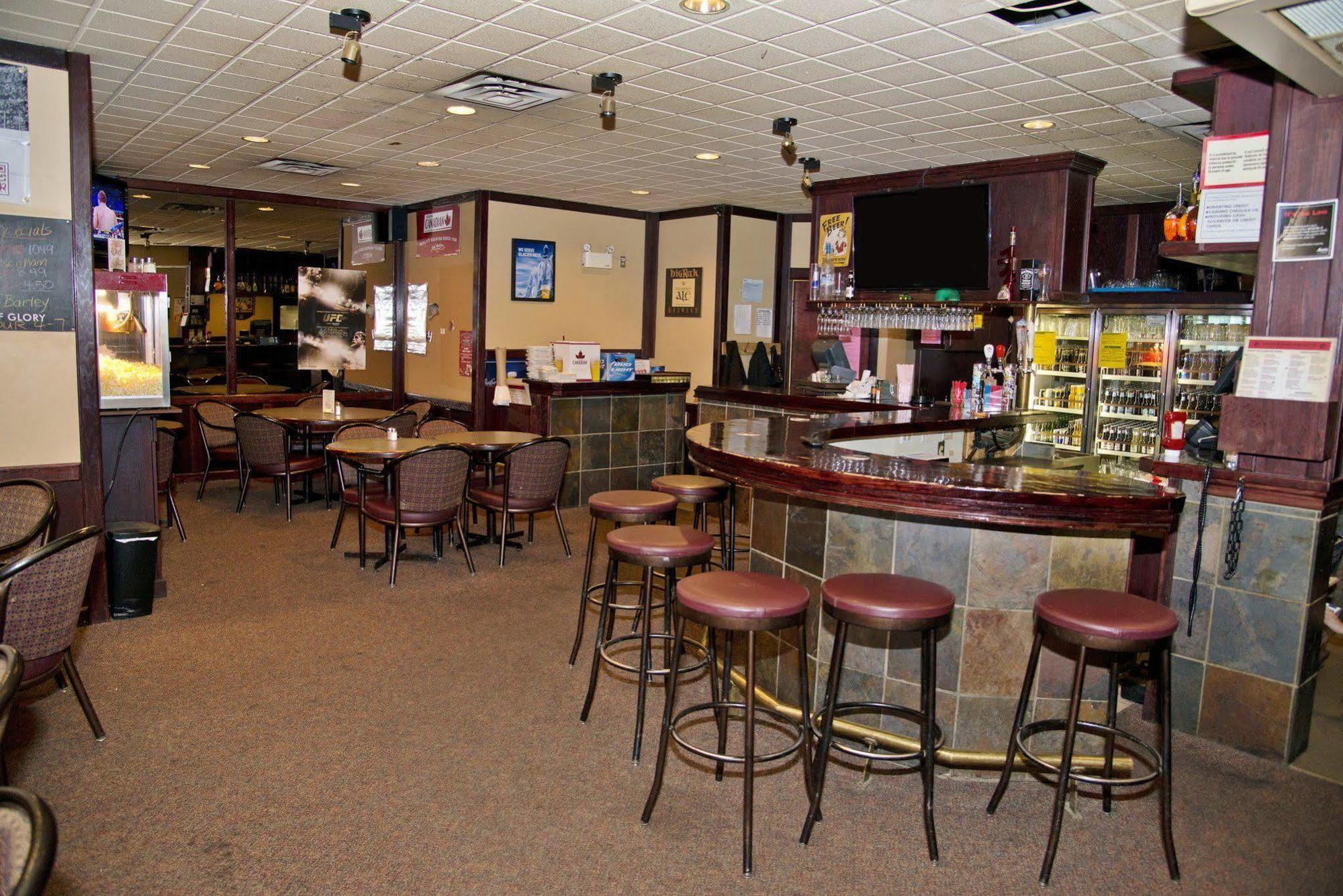 Canadas Best Value Inn Whitecourt Dış mekan fotoğraf